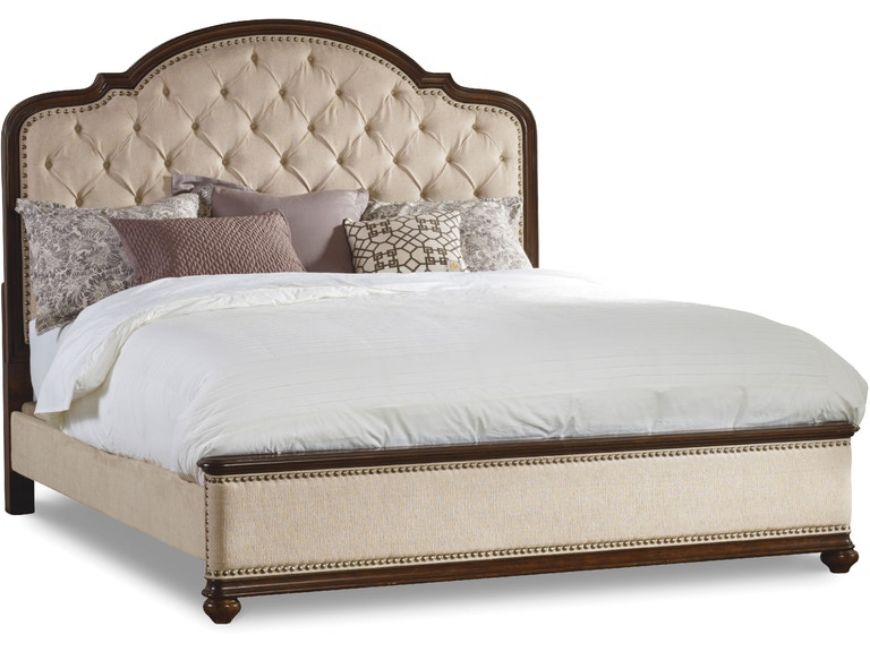 Picture of BEDROOM LEESBURG CALIFORNIA KING UPHOLSTERED BED