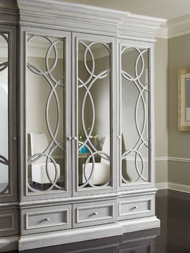 Picture of EAST HAMPTON DISPLAY/MEDIA CABINET WITH MIRRORED DOORS